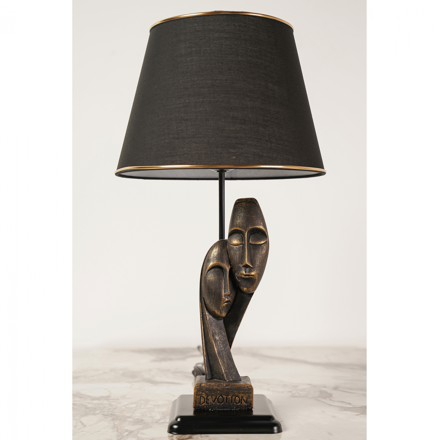 fotistiko-epitrapezio-chryso-fb9747801-1-2