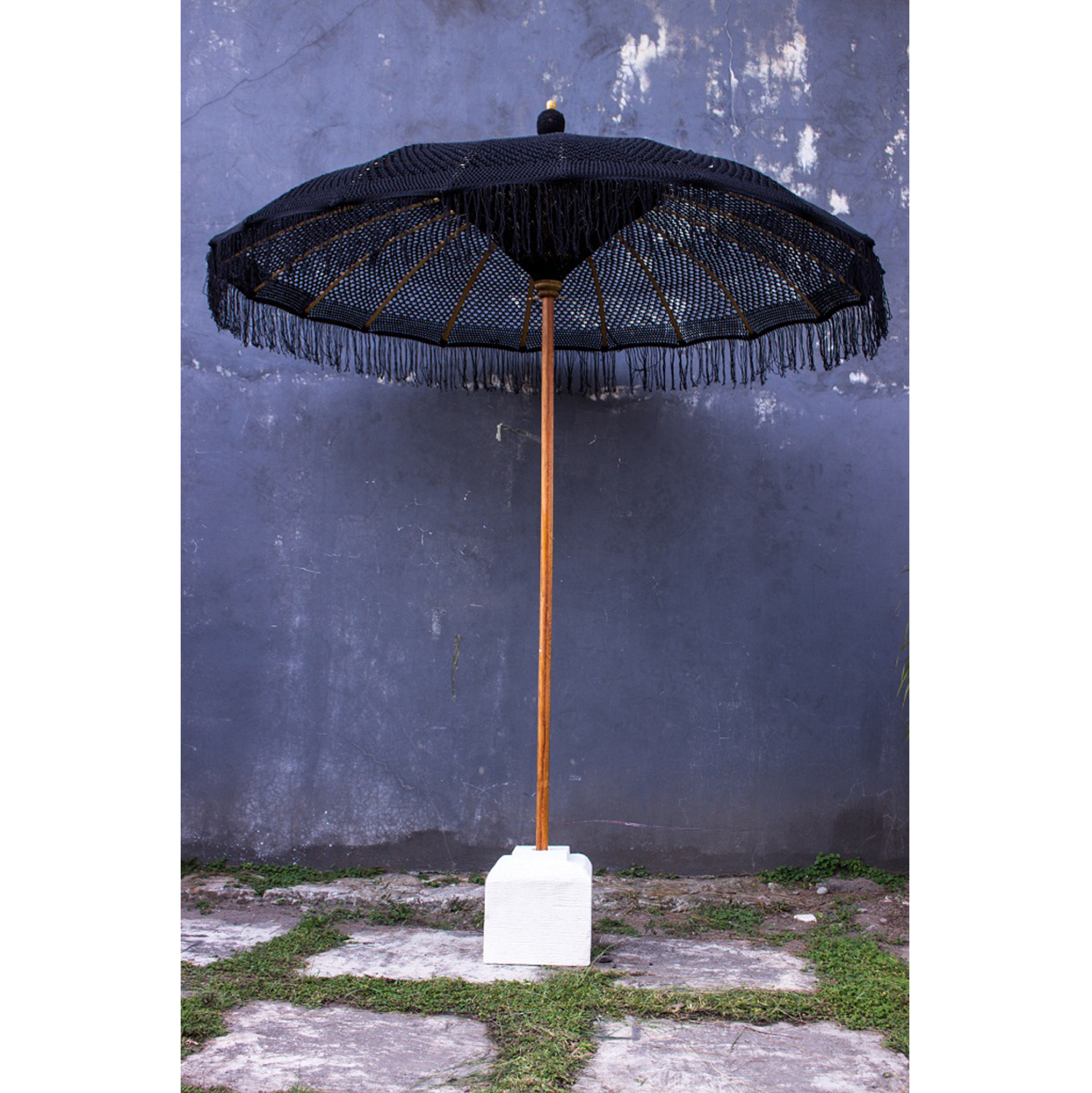 omprela-fb9603503-makrame-mayri-f200x250-2