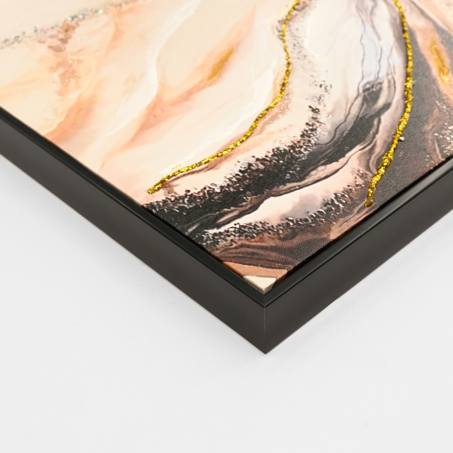 pinakas-toixoy-fb94560-me-korniza-mayri-3