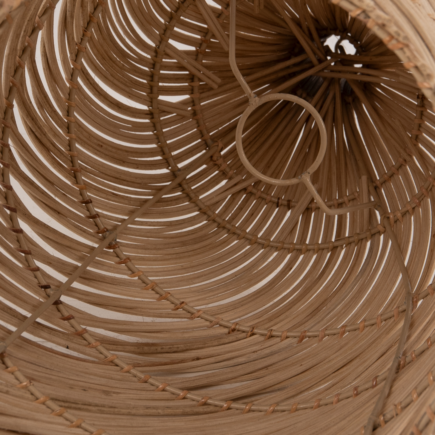 fotistiko-orofis-fb97884-kremasto-apo-ra-2